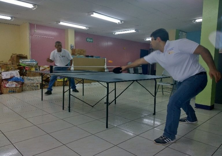 Trabajadores de ENEL participan en Torneo de Tenis de Mesa (Ping Pong)