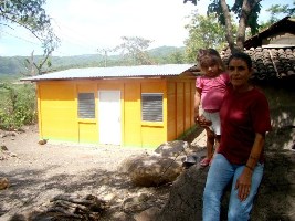 ENEL, restituye el derecho a una Vivienda Digna a trece familias de la Comunidad Cacao Abajo del departamento de Jinotega