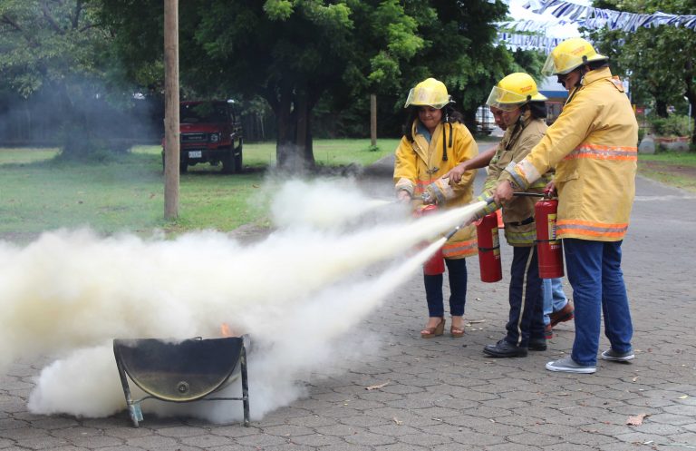 Capacitación sobre uso de Extintores contra Incendio