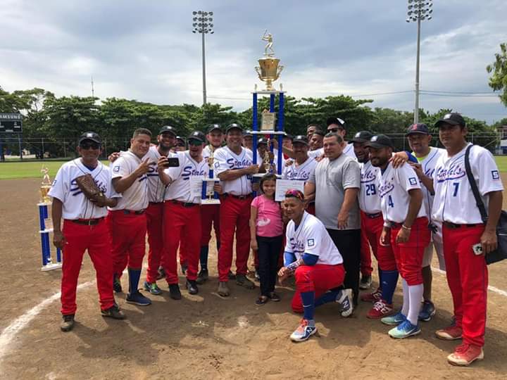 Lee más sobre el artículo Finaliza XIII Campeonato Interinstitucional de Softball Rápido “Juguemos con Energía”