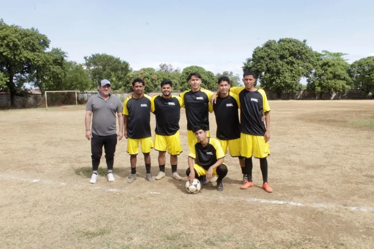 Inicia XIII Campeonato interinstitucional de Futbol “Juguemos con Energía”