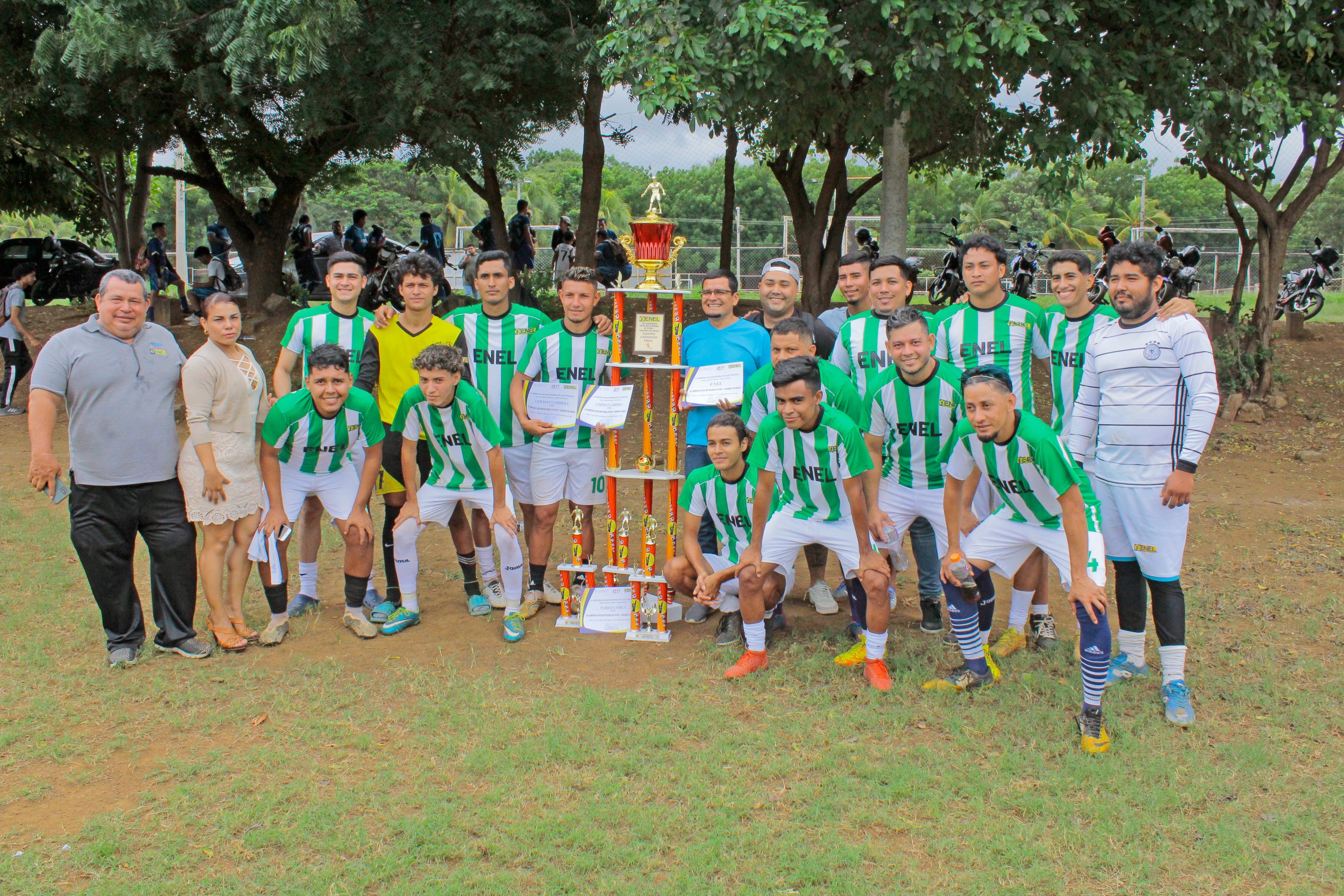 Equipo de ENEL Campeón del XIV Campeonato Interinstitucional de futbol 7.