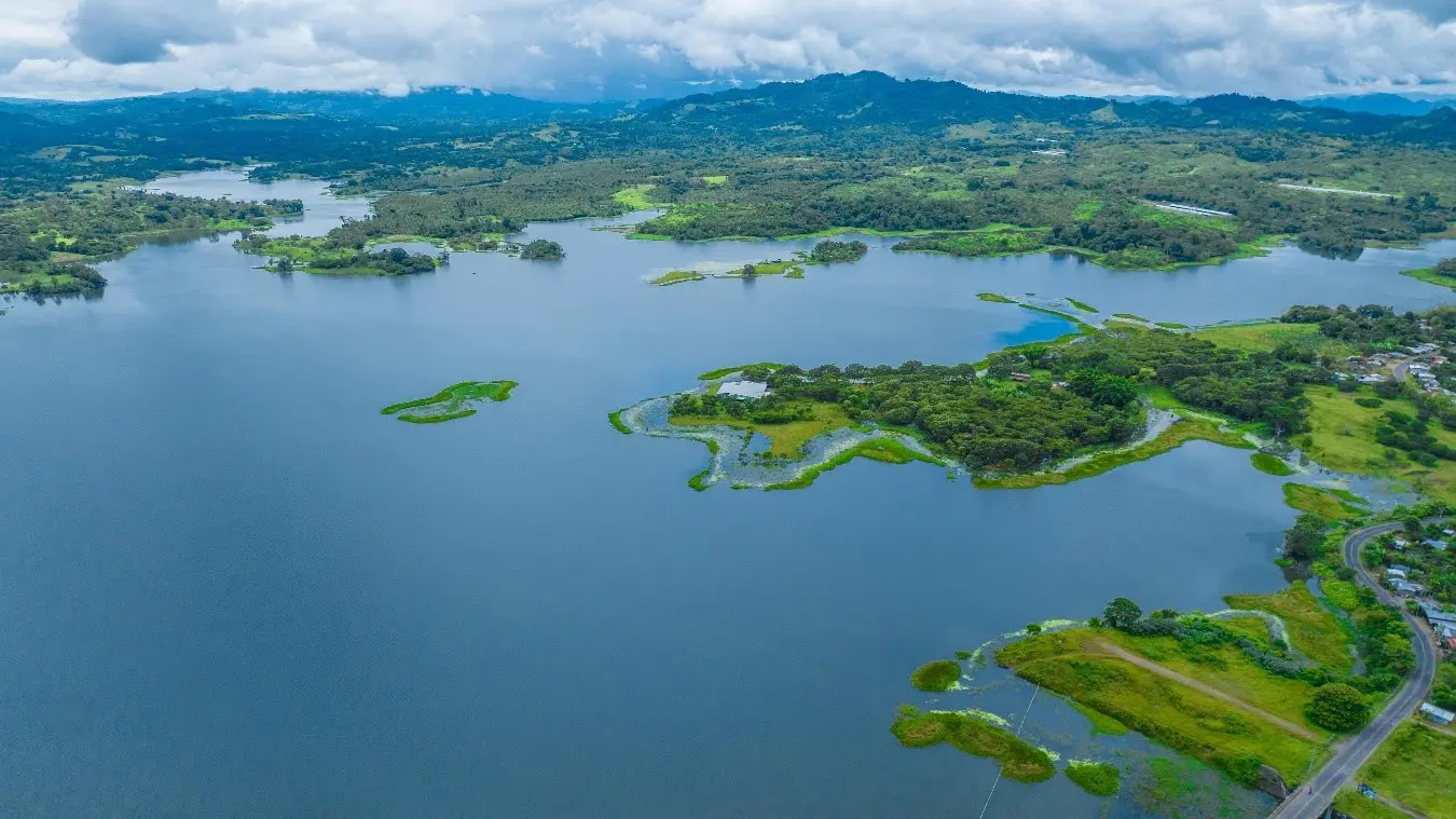 Lee más sobre el artículo Apanás: 60 años del primer lago artificial de Nicaragua, 1964-2024
