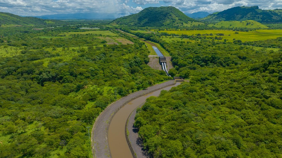 Canal de conducción N°1, Tubería Sifón y Canal de conducción N°2, Central Hidroeléctrica Carlos Fonseca.