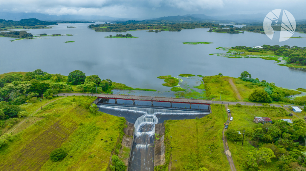 Embalse Apanás y Vertedero Héroes y Mártires de Pancasán, Jinotega.