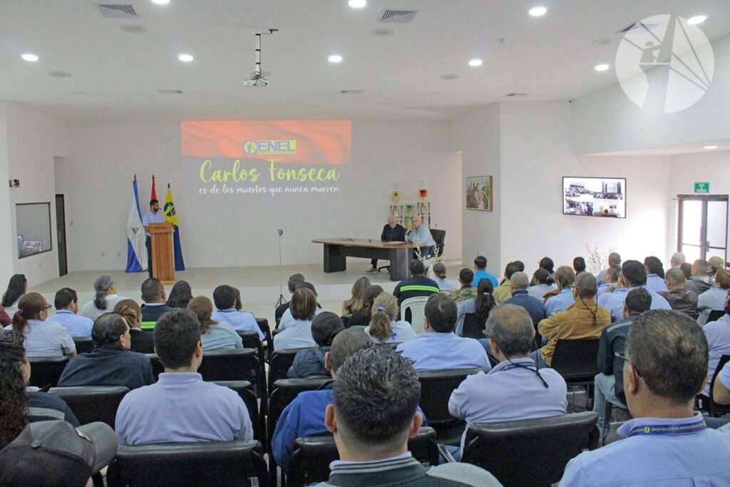 Servidores públicos de ENEL participan en Conversatorio “Carlos Fonseca es de los muertos que nunca mueren.
